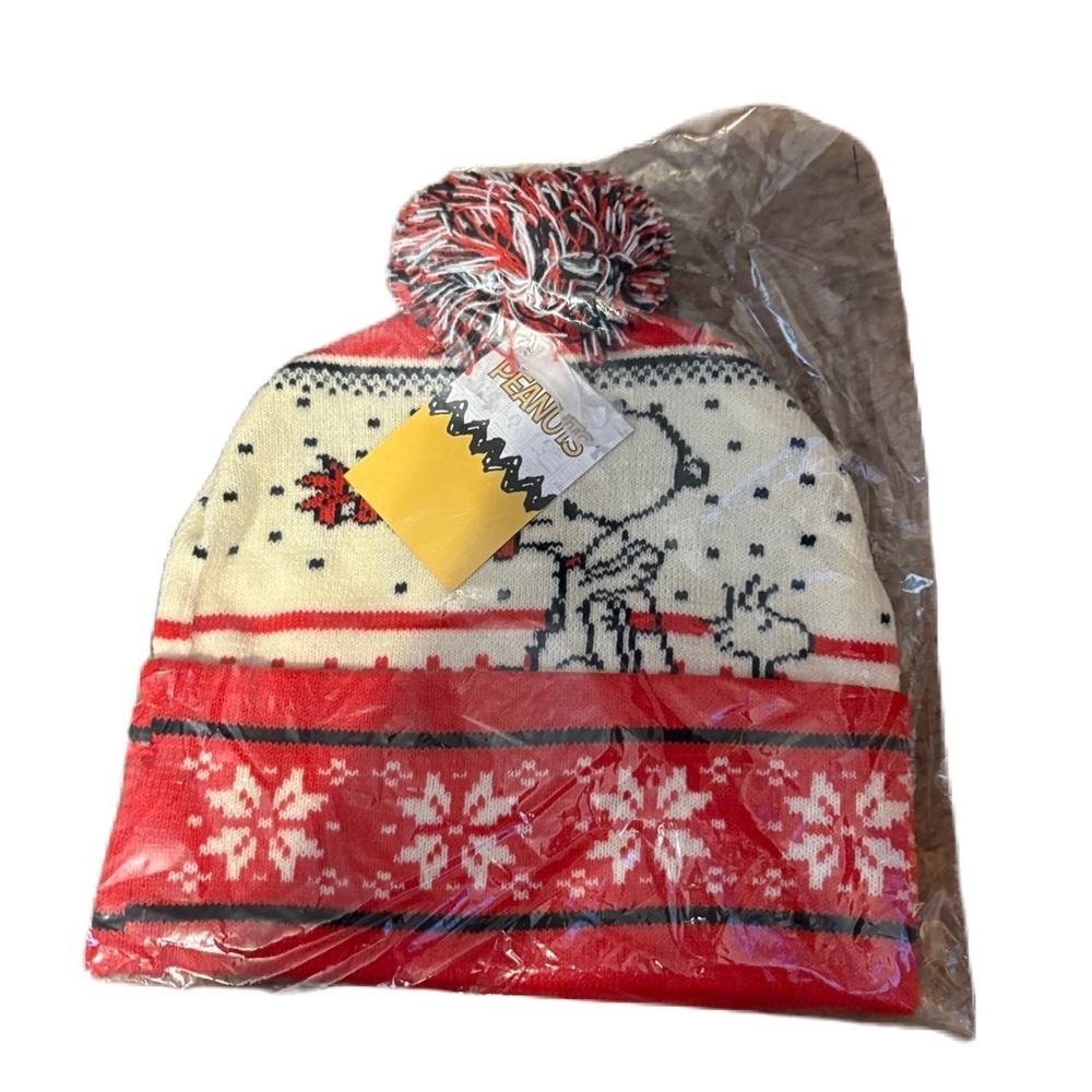 Peanuts Snoopy Knight Hat NEW Woodstock Red Pom Winter